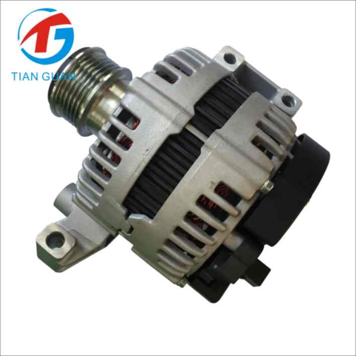 180A High-Output Alternator For Volvo S60 V60 V70 XC60 XC70 XC90 2007-2016 W/ Decoupler Pulley
