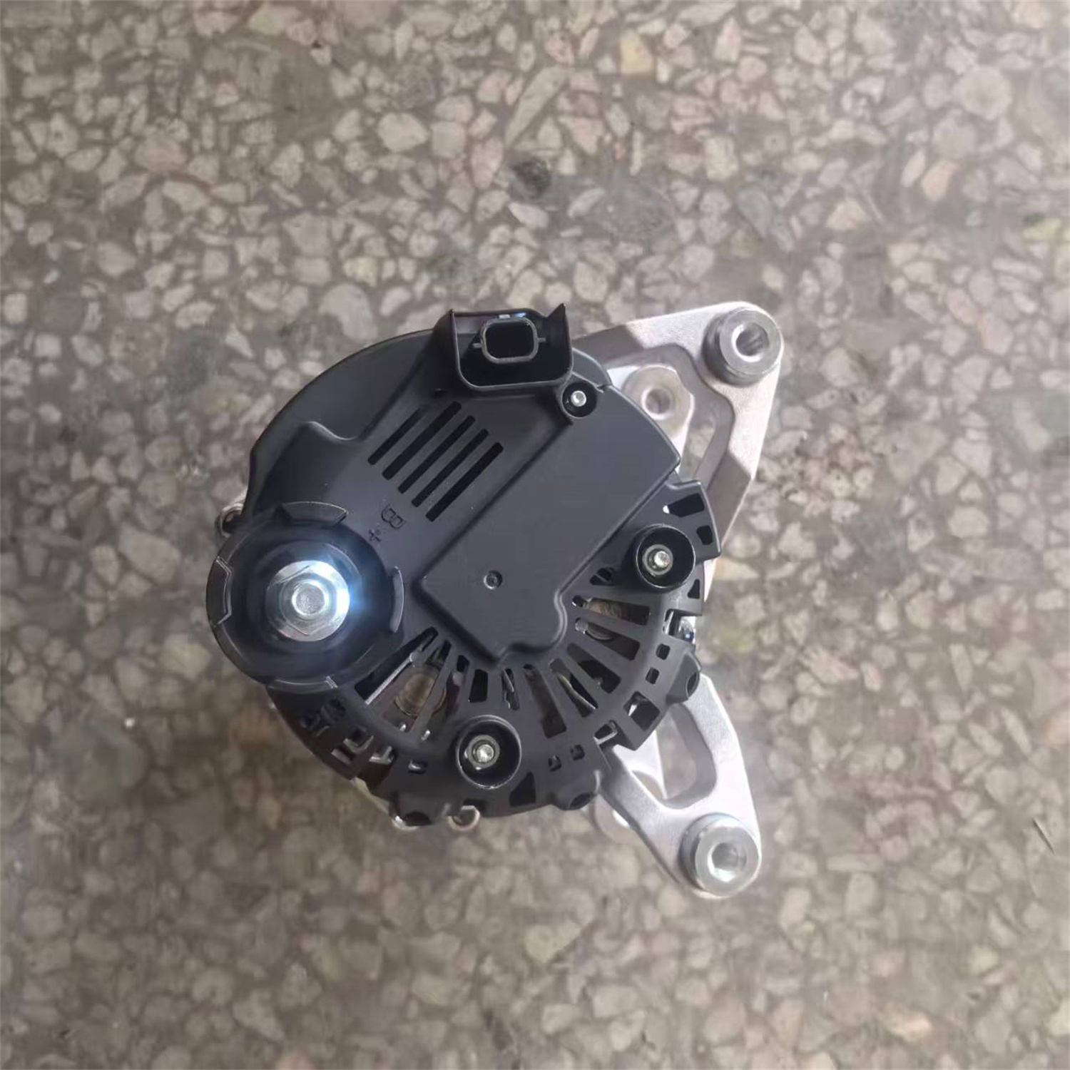 Alternator 2712616 12317 A170874 23100-0711R – Fits Renault Kwid, Clio & Sandero 1.0 3-Cylinde